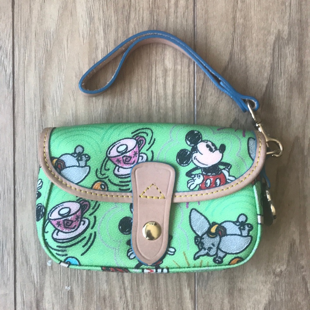 NWOT dooney and bourke disney wristlet